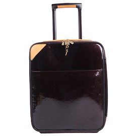 Valise Louis Vuitton Vernis Pegase 45 en Amarante M91277 Bordeaux
