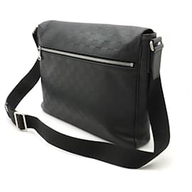 Louis Vuitton-Louis Vuitton Damier Infini District MM Bag-Black