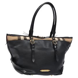 Bolso tote de cuero beige con estampado Nova Check Burberry oro Auth 138125 Beige Dorado