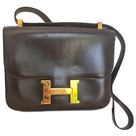 Sac à main Hermès Constance 23 en cuir Box marron Marron foncé