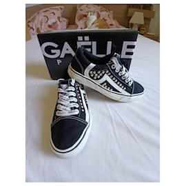 Autre Marque-Gaelle Bohneur-Black,White