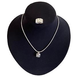 Conjunto de pingente e anel Yves Saint Laurent prata Prata