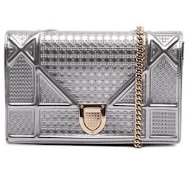 Dior-Dior Silver Metallic Patent Microcannage Diorama Wallet on Chain-Silvery