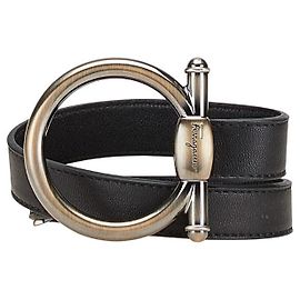 Cinturón de cuero con metal Gancini de Salvatore Ferragamo Negro