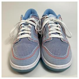Nike-Nike DJ9649-400 Union Dunk Low Passport Pack Sneakers-Light blue