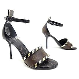 Louis Vuitton-Louis Vuitton Heels-Brown