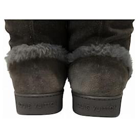 Louis Vuitton-Louis Vuitton Suede Long Boots-Grey