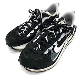 Nike-NIKE CV1363 Sacai VAPOR WAFFLE Men's Sneakers-Black