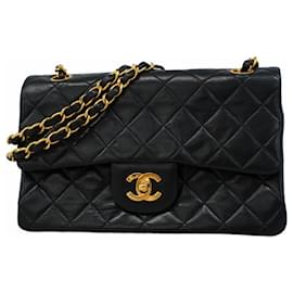 Chanel-Chanel Matelasse Shoulder Bag-Black