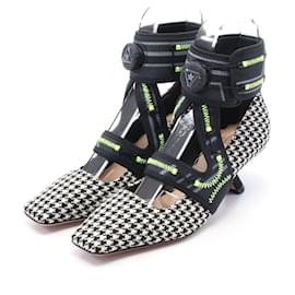Dior-Dior Christian Dior × Roger Vivier 62-22 Canvas Pumps-Black,White
