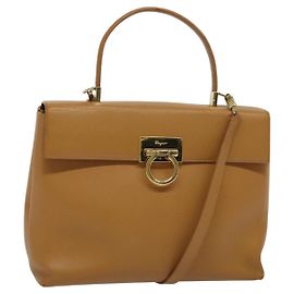 Bolsa de mão em couro Gancini Salvatore Ferragamo 2 em 1 Bege Ouro Auth 138870 Bege Dourado