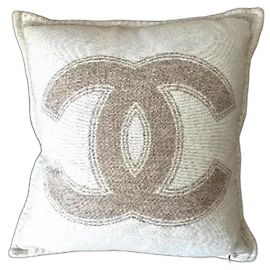 Cuscino Chanel Beige e Taupe in Lana e Cashmere Beige