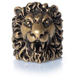 Gucci, Anillo de cabeza de león unisex en oro Dorado