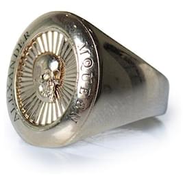 Anello a forma di teschio dorato Alexander McQueen D'oro