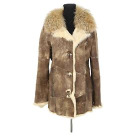 Balmain Brown fur coat Brown