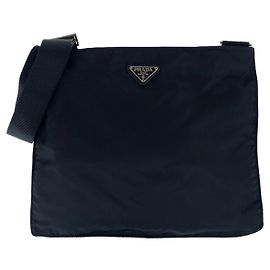 Bolsa transversal Prada em nylon tessuto com logo triangular Preto