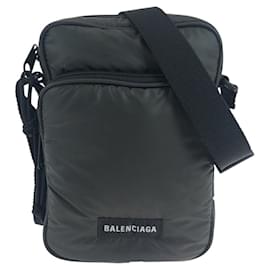 Balenciaga-Bolsa de Ombro de Nylon Balenciaga Preta-Preto