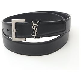 Yves Saint Laurent Cinto de couro Cassandra da Saint Laurent Preto
