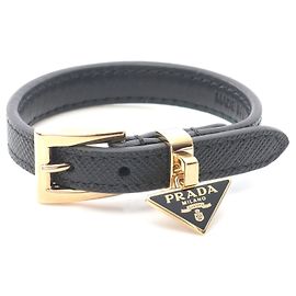 Pulsera de cuero Saffiano con logo triangular de Prada Dorado Metálico