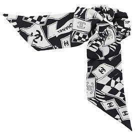 Scrunchie in seta Chanel con nastro Coco Mark Nero Bianco