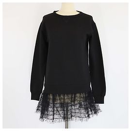 Schwarzer Baumwollpullover mit Spitzenbesatz und langen Ärmeln von RED Valentino Schwarz