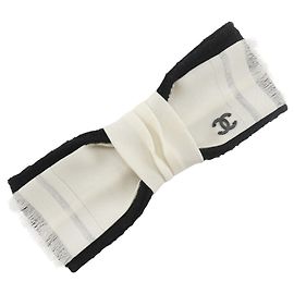 Spilla in nastro nero e bianco Chanel Nero Bianco