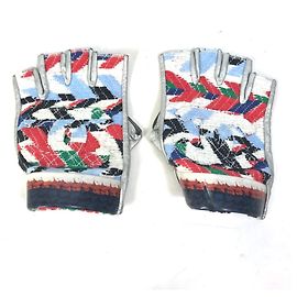 Luvas de couro sem dedos Chanel 16S CC Coco Mark Airline Prata Vermelho