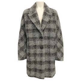 Peserico Black / Grey Wool Plaid Coat Grey