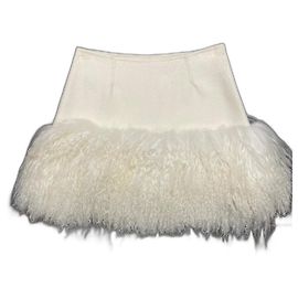Saia Parosh de lã creme com aplicação de pele da Mongólia Cru