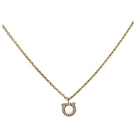 Colar Gancini Salvatore Ferragamo em metal tom dourado Auth sw1386M Outro