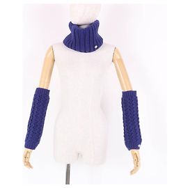 Chanel Snood de lã tricotado, aquecedor de pescoço e braços, acessório 2 em 1 Azul