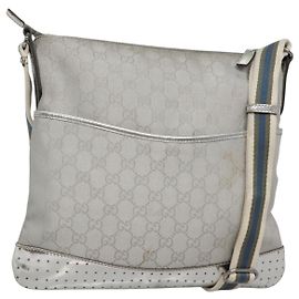 Bolsa de Ombro GG Canvas Gucci Prata 145857 Auth ti3396 Prata