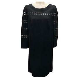 Robe shift en laine à manches longues avec découpes noires Akris Punto Noir