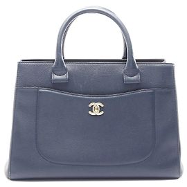 Bolsa Tote Executiva Neo de Couro da Chanel Azul