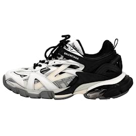 Balenciaga-Balenciaga Track.2 Sneakers in Black Polyurethane-Black