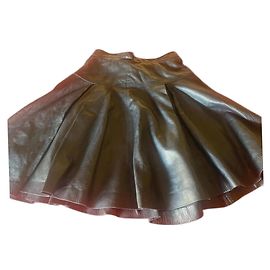 Falda Loewe de piel de cordero negra Negro