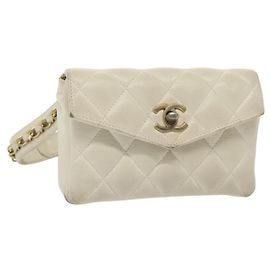 CHANEL Bolsa de cintura Matelassé com corrente em couro de cordeiro ouro branco CC Auth BA5530 Branco Dourado