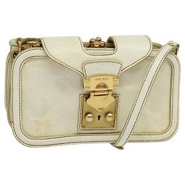 Borsa a Spalla Miu Miu in Pelle Bianca e Oro Auth 140643 Bianco D'oro