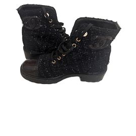 Chanel navy tweed boots Navy blue