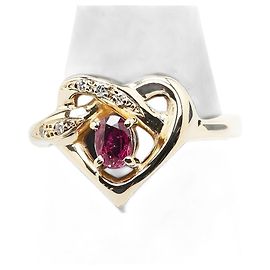 Anello a forma di cuore in oro giallo 18K con rubini e diamanti Seiko Giallo