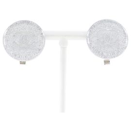 Brincos redondos CC de Chanel com resina brilhante Prata