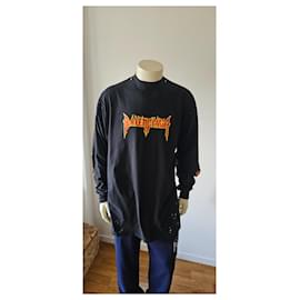 Balenciaga-Camiseta Balenciaga Preta Rock and Roll-Preto