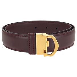 Cinto de couro Bordeaux com hardware dourado da linha Must da Cartier Dourado Bordeaux