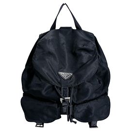 Sac à dos en nylon noir avec logo triangle Prada Noir