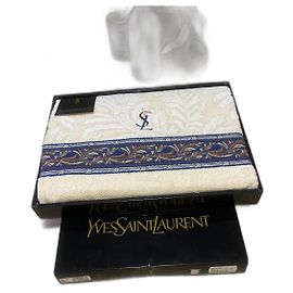 Yves Saint Laurent Ropa de hogar y textiles Blanco