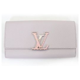 Cartera Capucines LV de cuero de pitón Louis Vuitton Gris