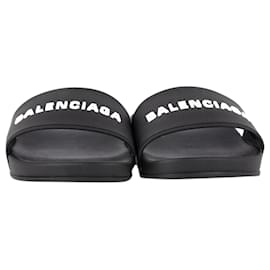 Balenciaga-Balenciaga Logo Pool Clog Slides in Black Rubber-Black