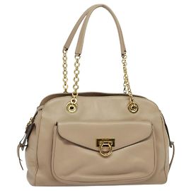 Sac à main Gancini en cuir beige et or Salvatore Ferragamo Auth 140617 Beige Doré