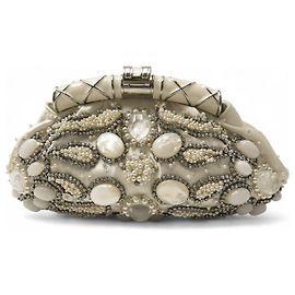 RARO SACO DE MÃO BULGARI AIDA EM SATIN COM PEROLAS Cru