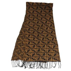 FENDI Sciarpa in Tela Zucca Marrone Auth yk19407 Marrone
